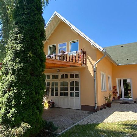 Fuzfa Apartman Joseni  Exterior photo